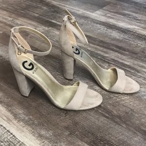 G by Guess, nude 3.5” heels, Size 7